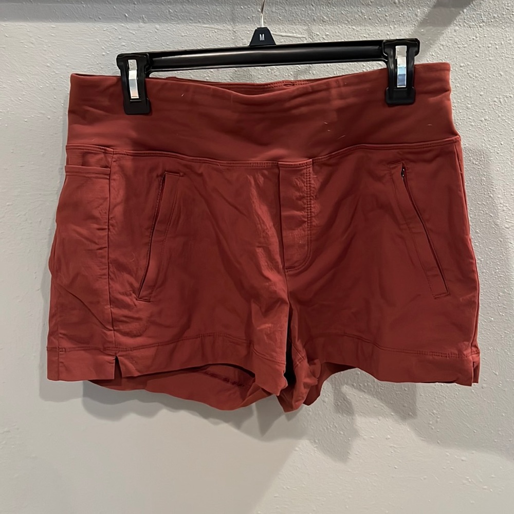 Athleta shorts. Size 6